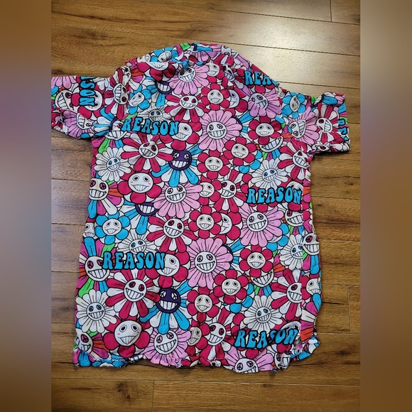 REASON Sunflower Summer Button Up - Picture 3 of 3